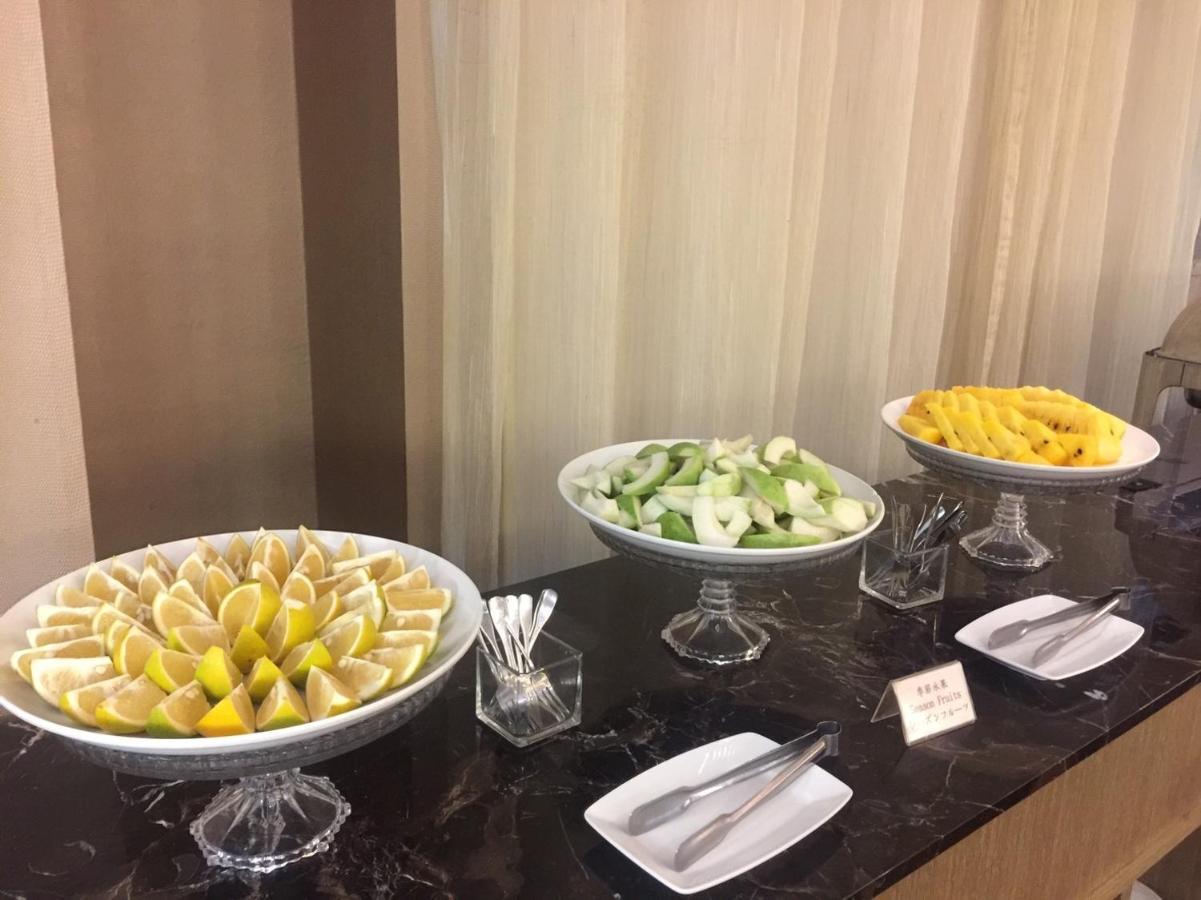 Shinkansen Grand Hotel Taichung Bagian luar foto