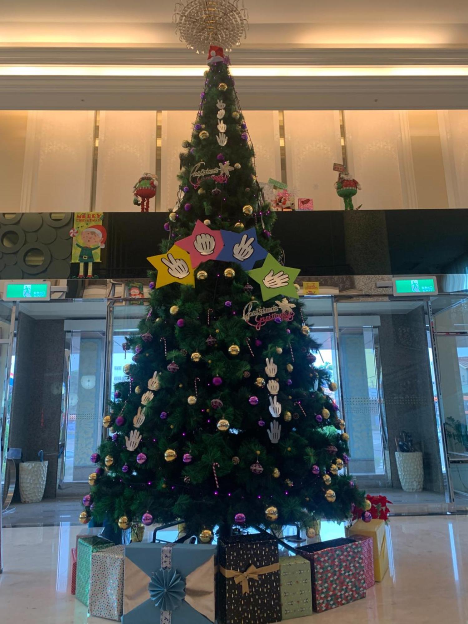 Shinkansen Grand Hotel Taichung Bagian luar foto